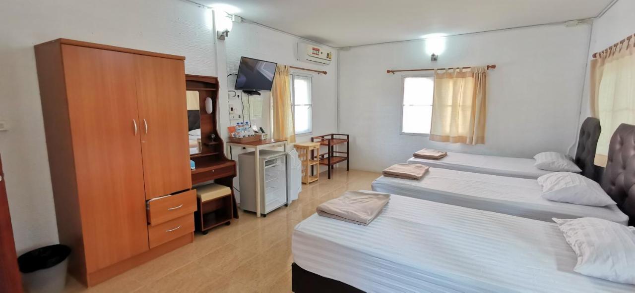 Baan Pordee Homestay Phayayen Ngoại thất bức ảnh
