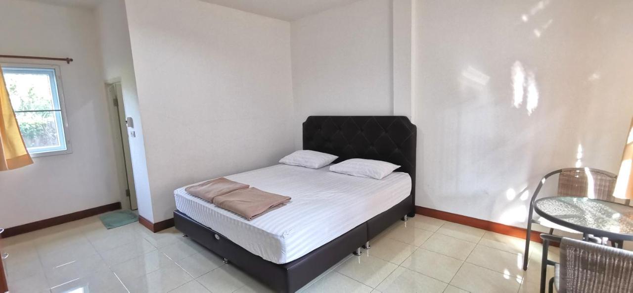Baan Pordee Homestay Phayayen Ngoại thất bức ảnh