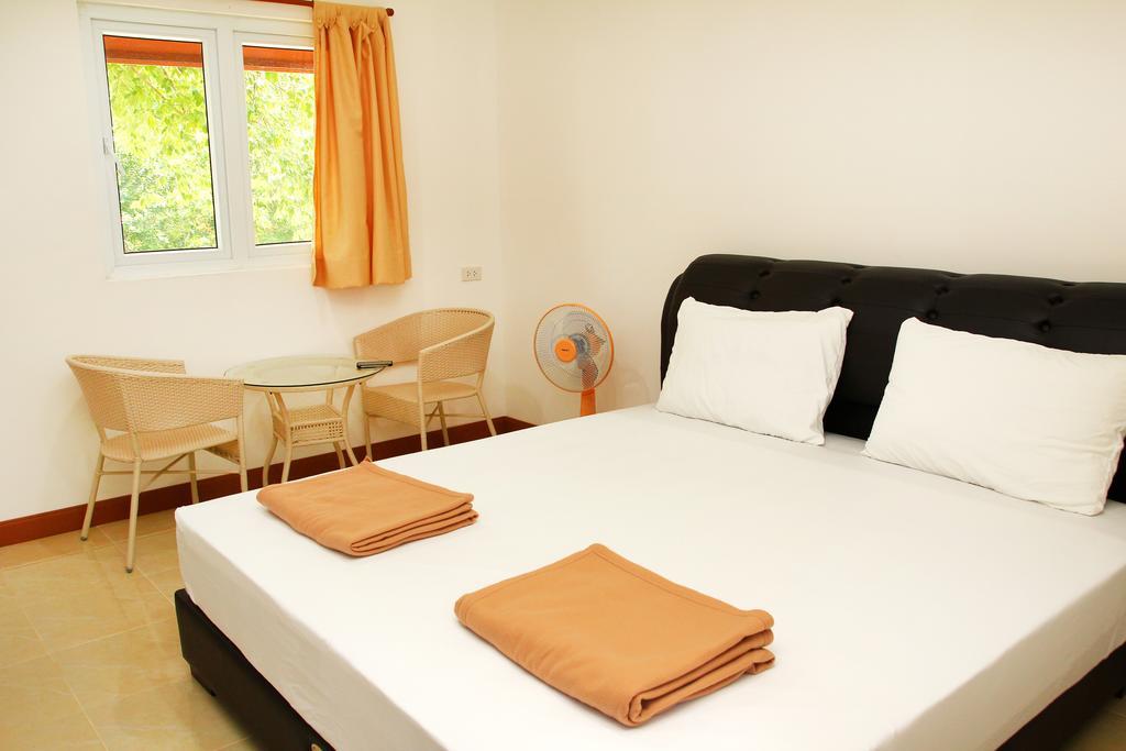 Baan Pordee Homestay Phayayen Ngoại thất bức ảnh